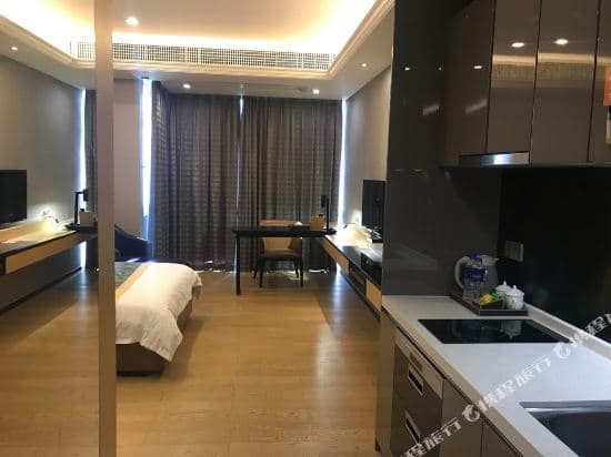 Blue Leaf Executive Apartment (jiedeng metropolis store, Beijing Road Pedestrian Street, Guangzhou)