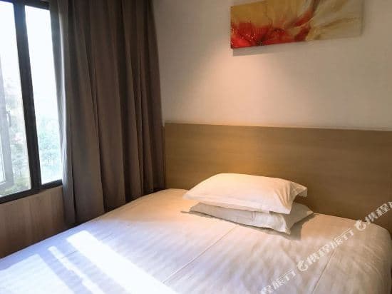 Yunfu Guest House