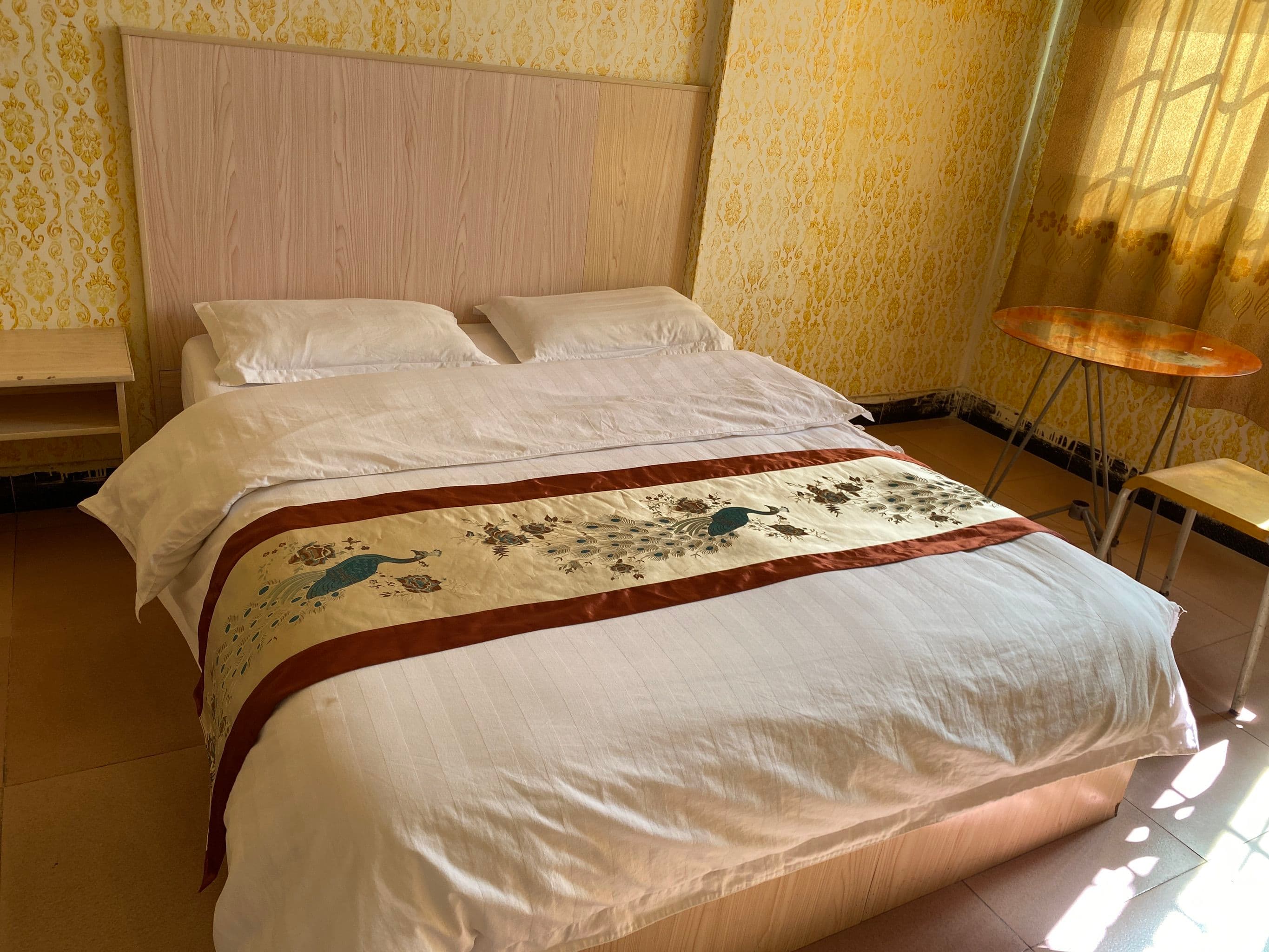 Guangzhou New Era Accommodation (Renhe Metro Station)