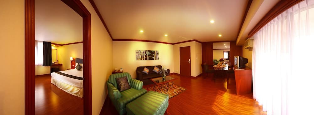 Baiyoke Suite Hotel