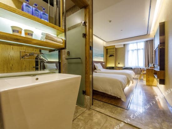 Hanting Youjia Hotel (Shanghai Stadium Metro Station)
