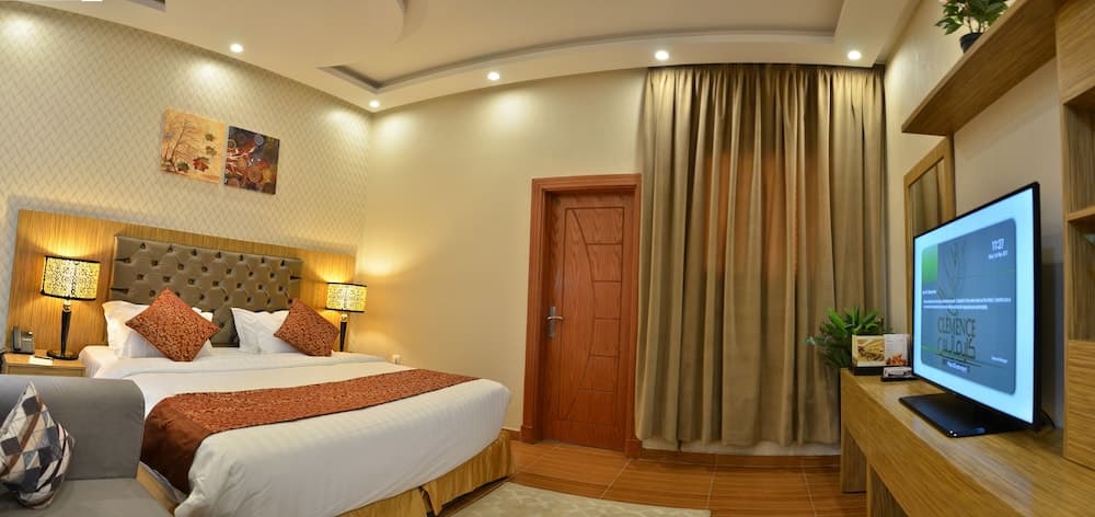Clemence Hotel Suites