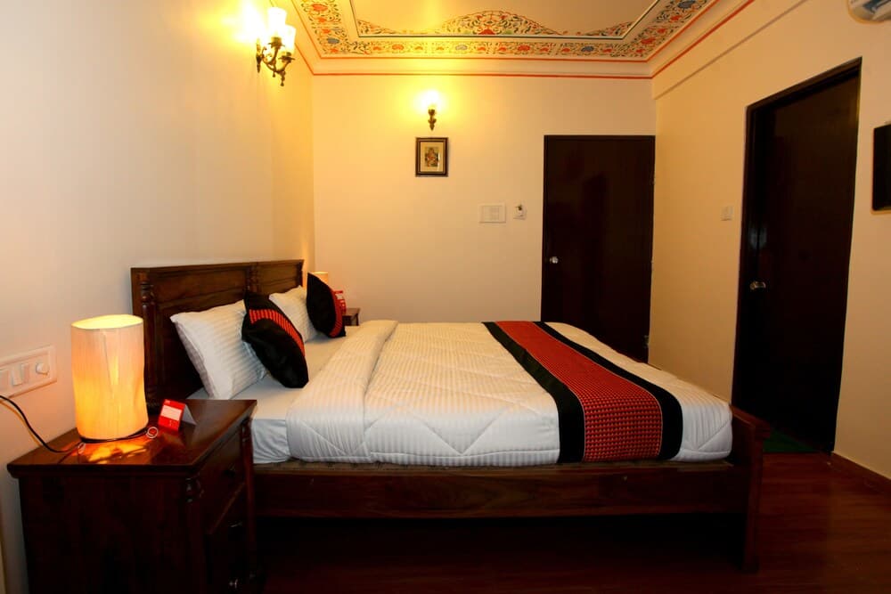 OYO 2105 Hotel Royal Sheraton