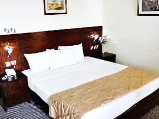 Rush Inn Hotel