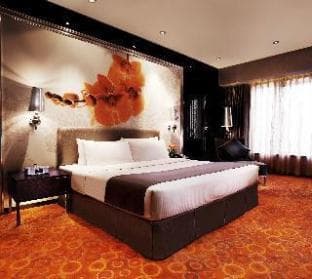 Grand Emperor Hotel