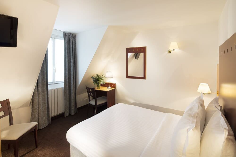 Hotel 10 Opera