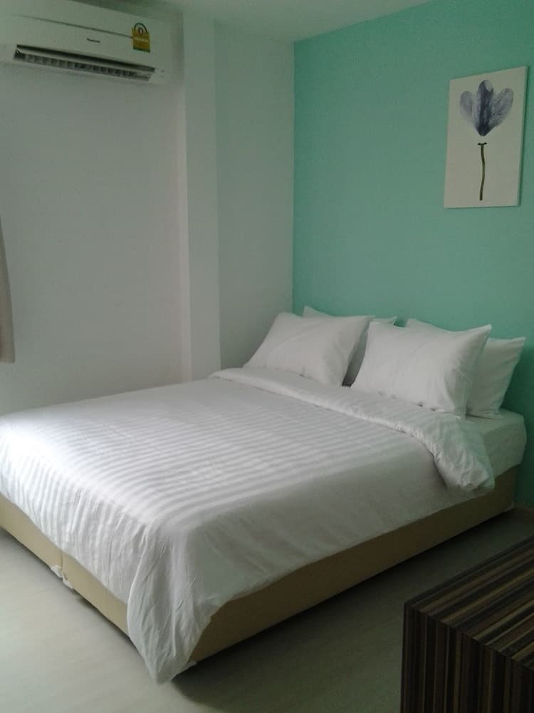 Nantra Ekamai Hotel