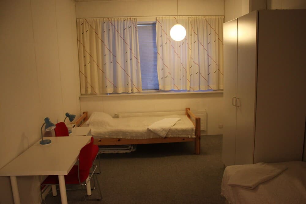 101 Guesthouse Hotel