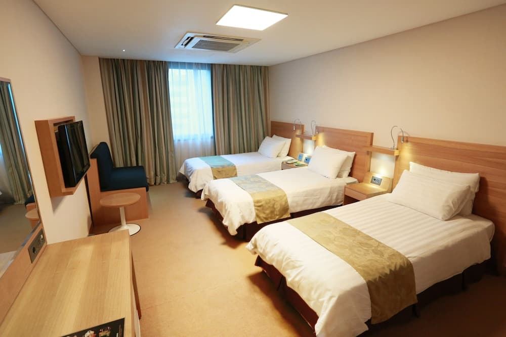 New Kukje Hotel