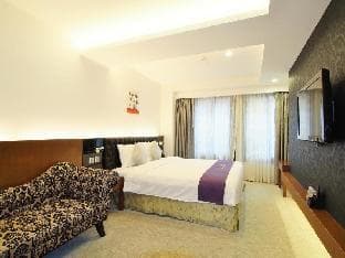 The Bauhinia Hotel Central