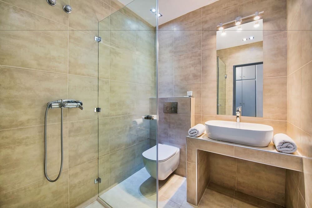 Nonis Apartments