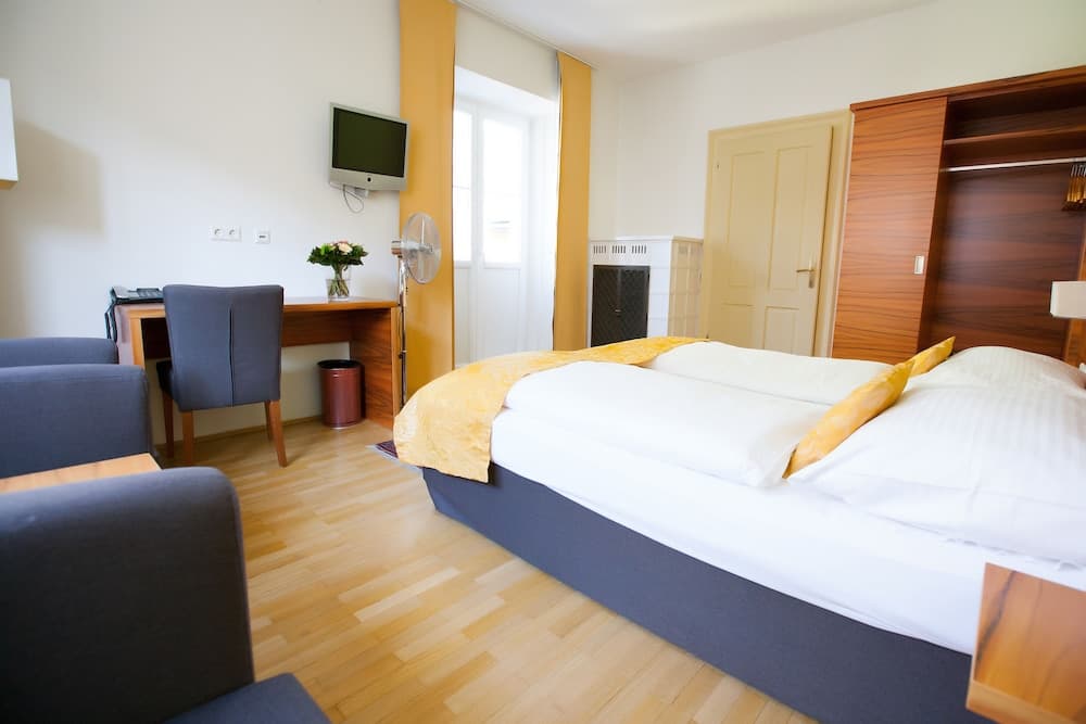 Das Jedermann Boutiquehotel Mit Stadtgarten
