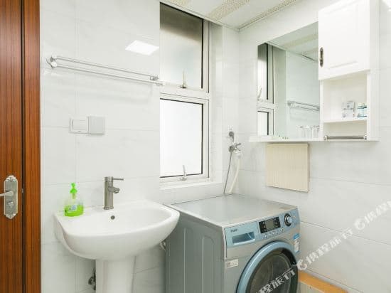 Shanghai Jingyi Serviced Apartment