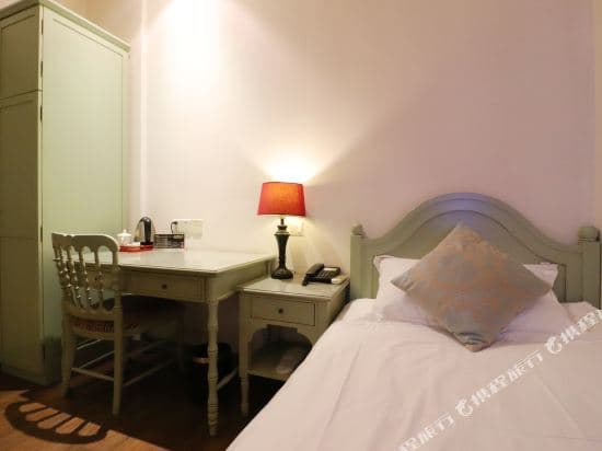 Qianjing Xiaozhu Boutique Hotel Shanghai (Shanghai The Bund Nanjing Road Pedestrian Street Branch)
