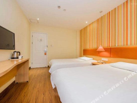 Ji Hotel Shanghai Longchang Road Metro Station