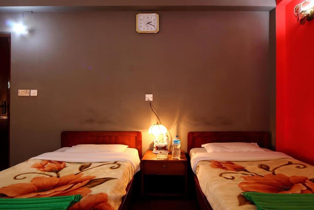 Hotel Mustang Holiday