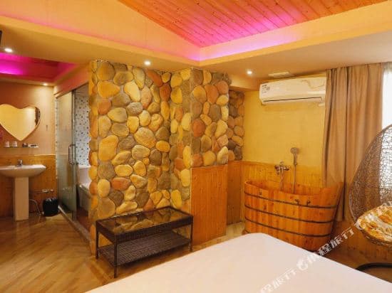 Zuiai Couples Hotel (Guangzhou Chebei Metro Station)
