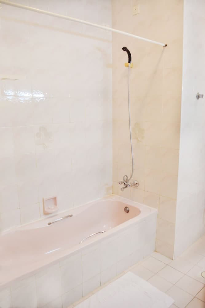 Galaxy Plaza Hotel