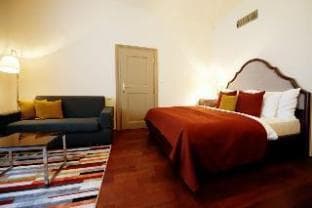 Iron Gate Hotel & Suites Prague by Bhg
