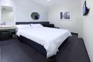 Value Hotel Balestier