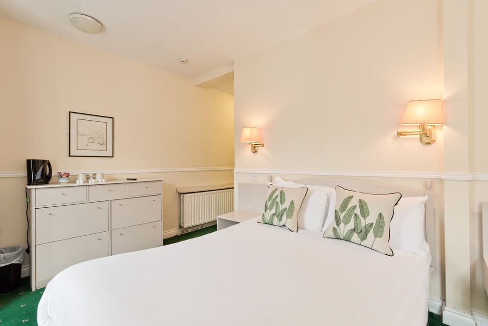 RiverHouse Hotel