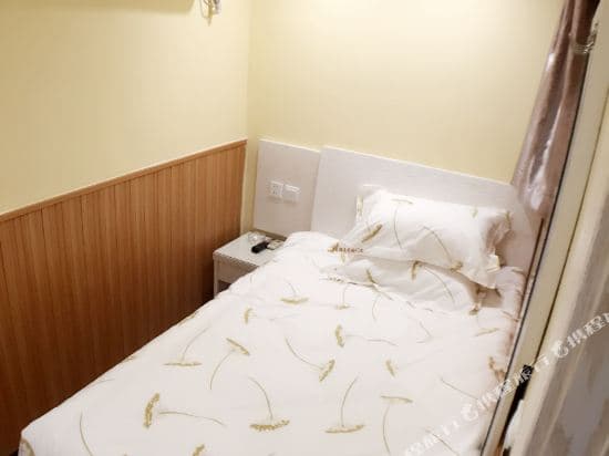 Jitai Hotels (Shanghai Laoximen)