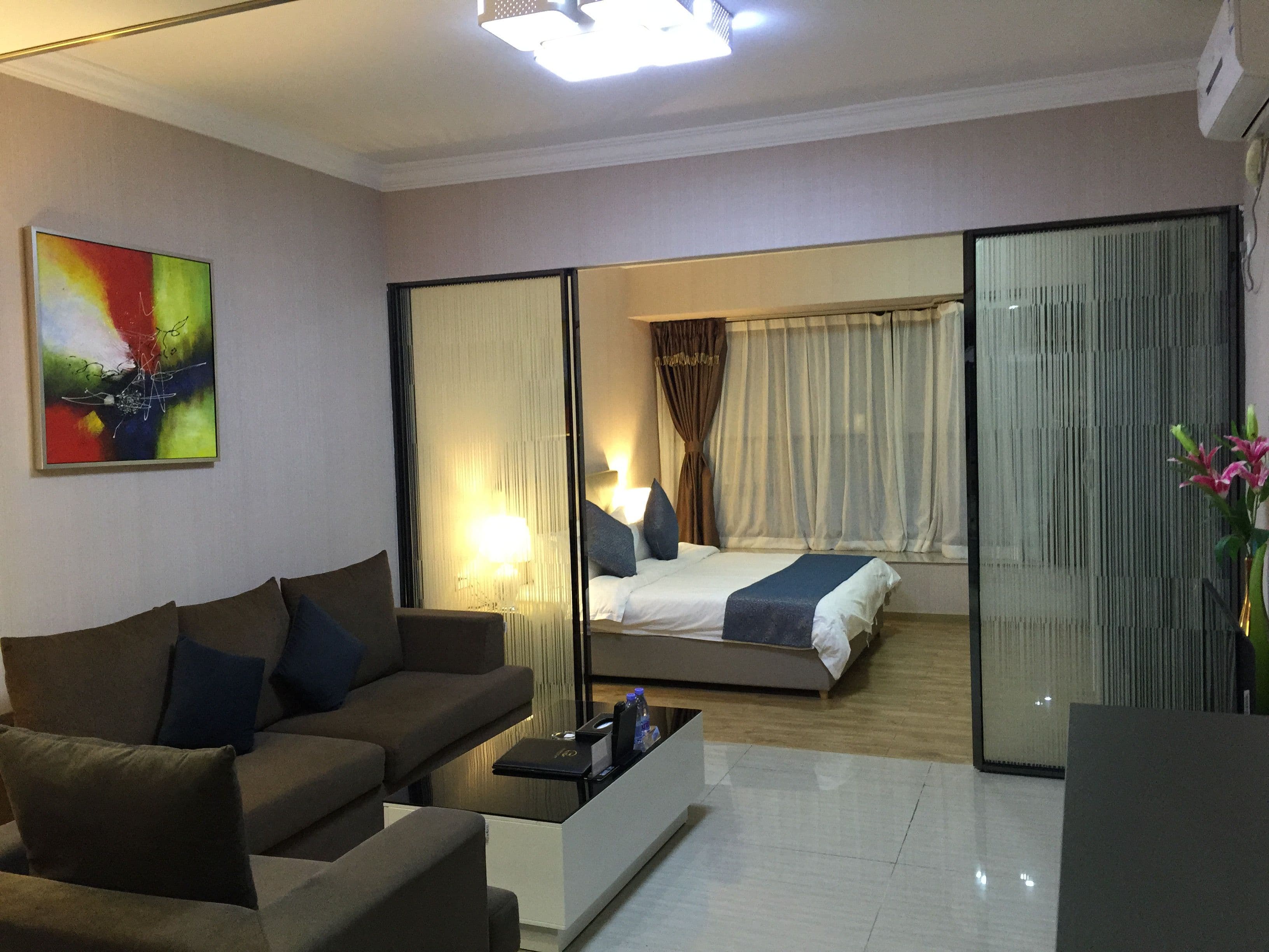 Longqiang International Apartment