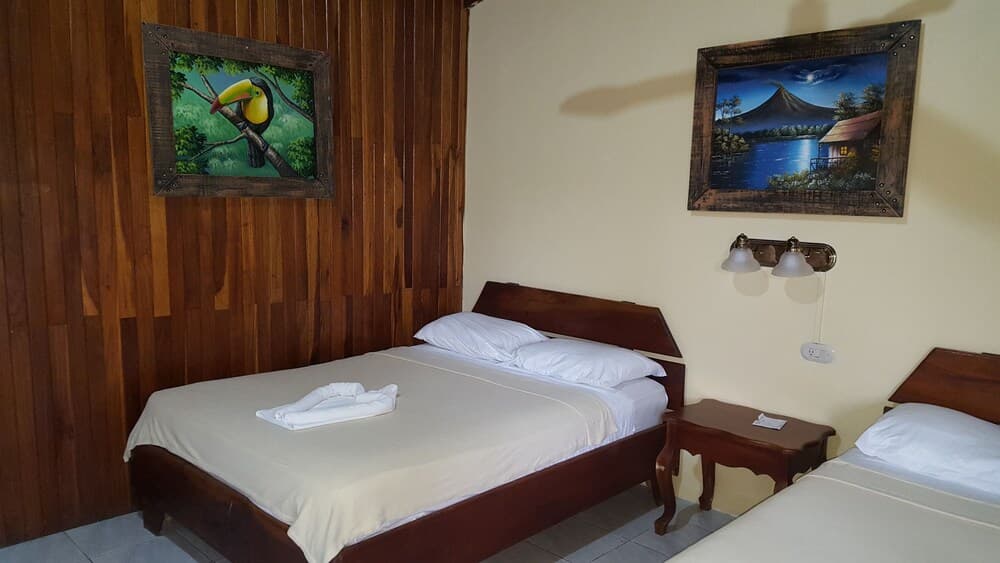 Hotel Destinos Arenal