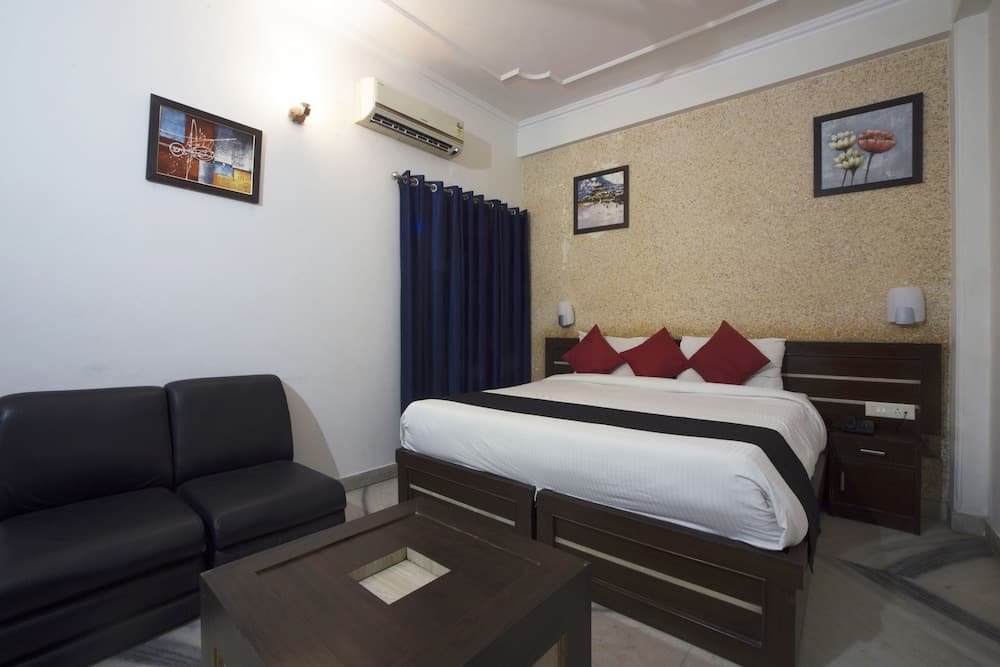 Optimum Tara Palace
