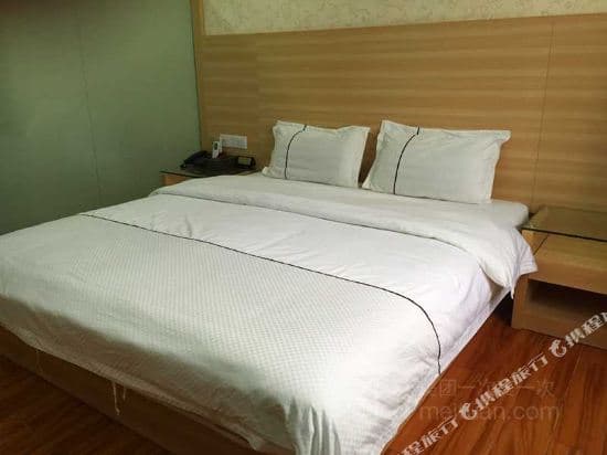 Seven Range Dreams Hotel