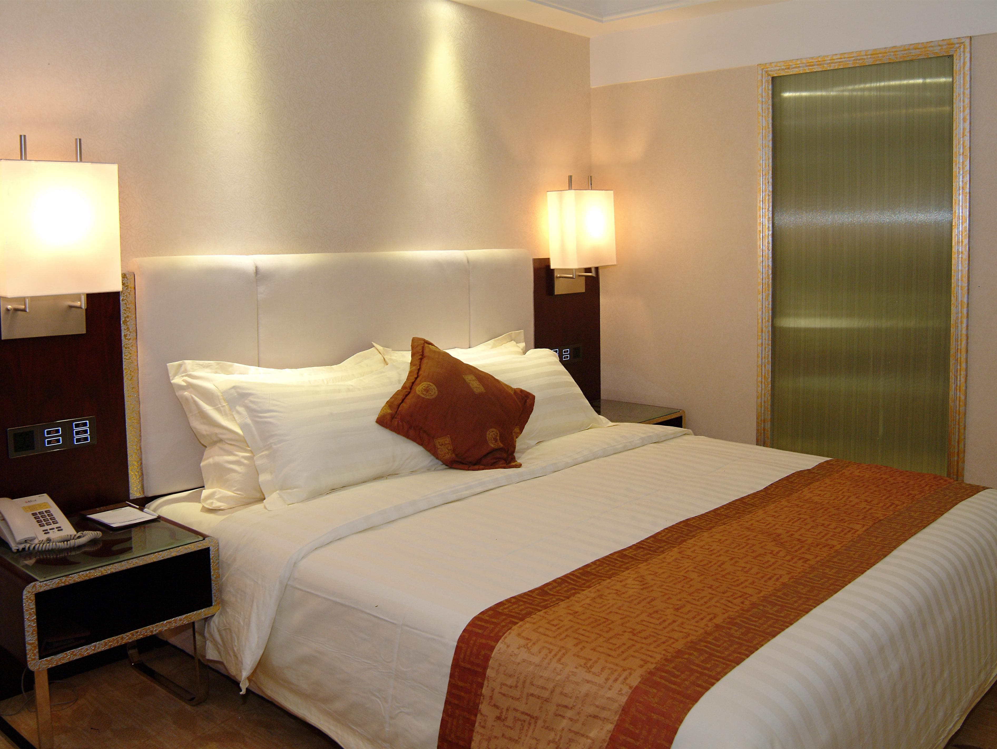 Guangdong Hotel-Free Shuttle during Canton Fair