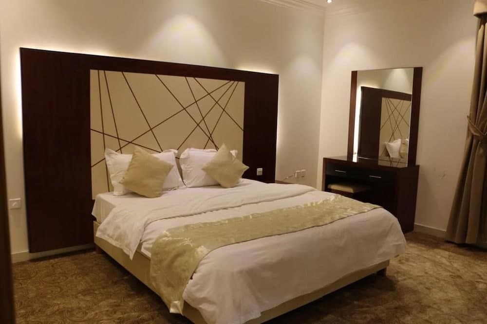 Al Joon Aparthotel