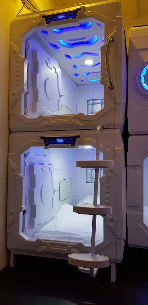 Galaxy Pods @ Chinatown