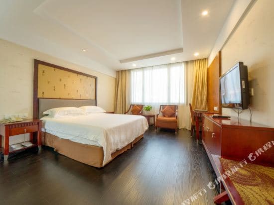 Gem Flower Hotel