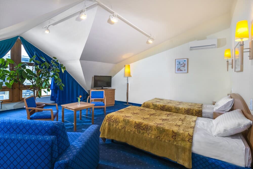 Corvin Hotel Budapest Sissi Wing