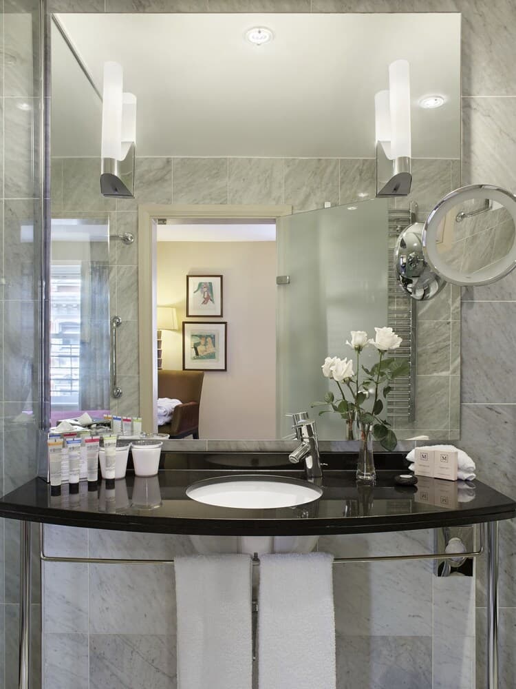 The Mandeville Hotel