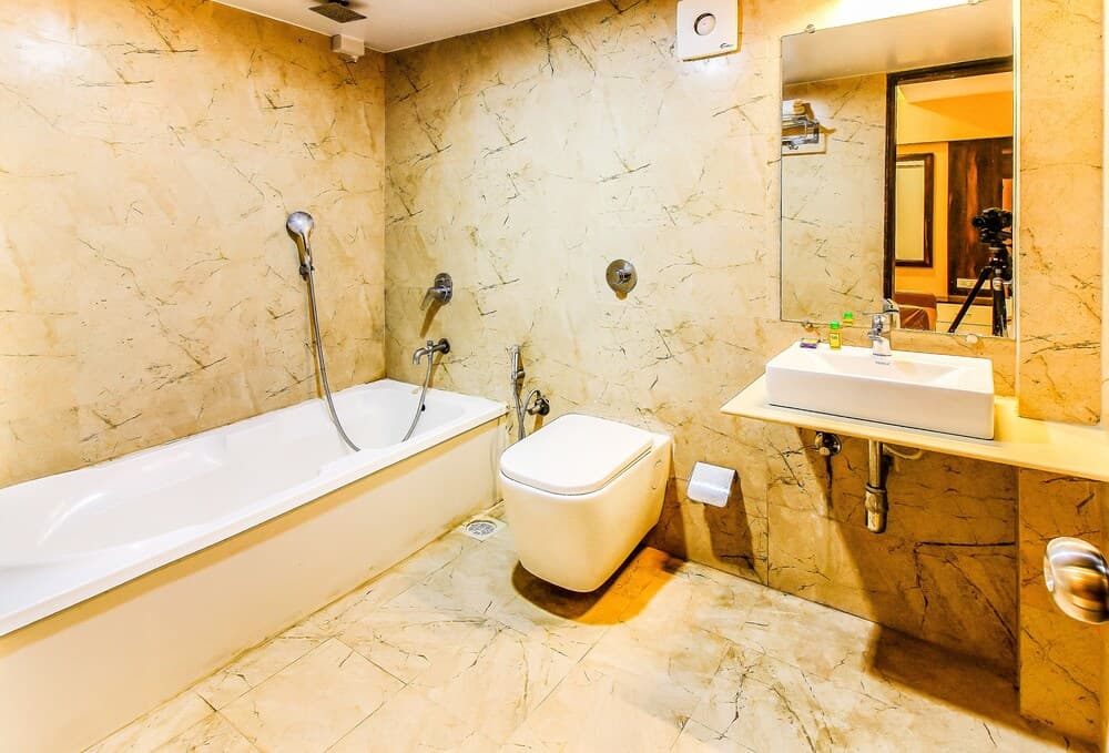 FabHotel Embassy Park