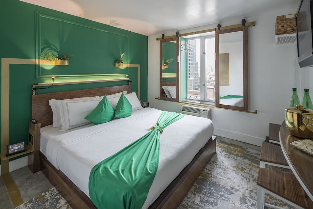 Artel Hotel by The Red Collection Times Square