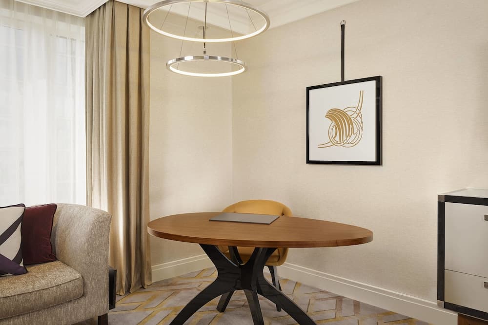 The Ritz-Carlton, Berlin