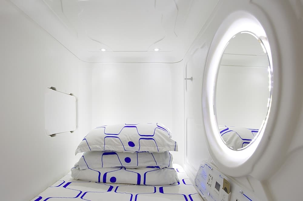 Capsule Town Hotel