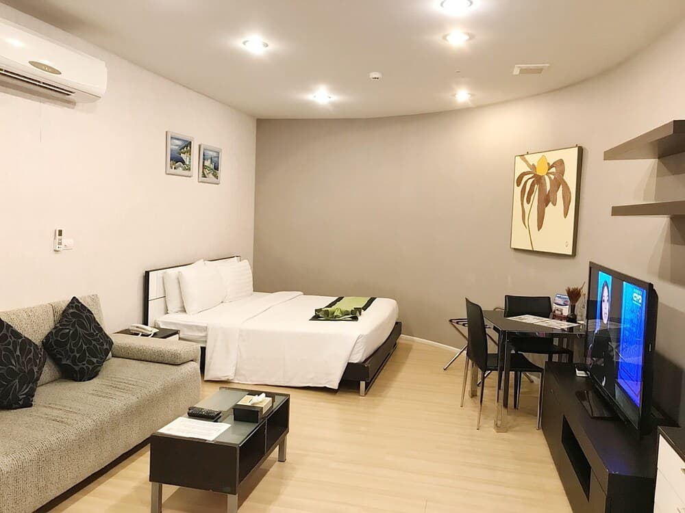 ICheck Inn Skyy Sukhumvit 1