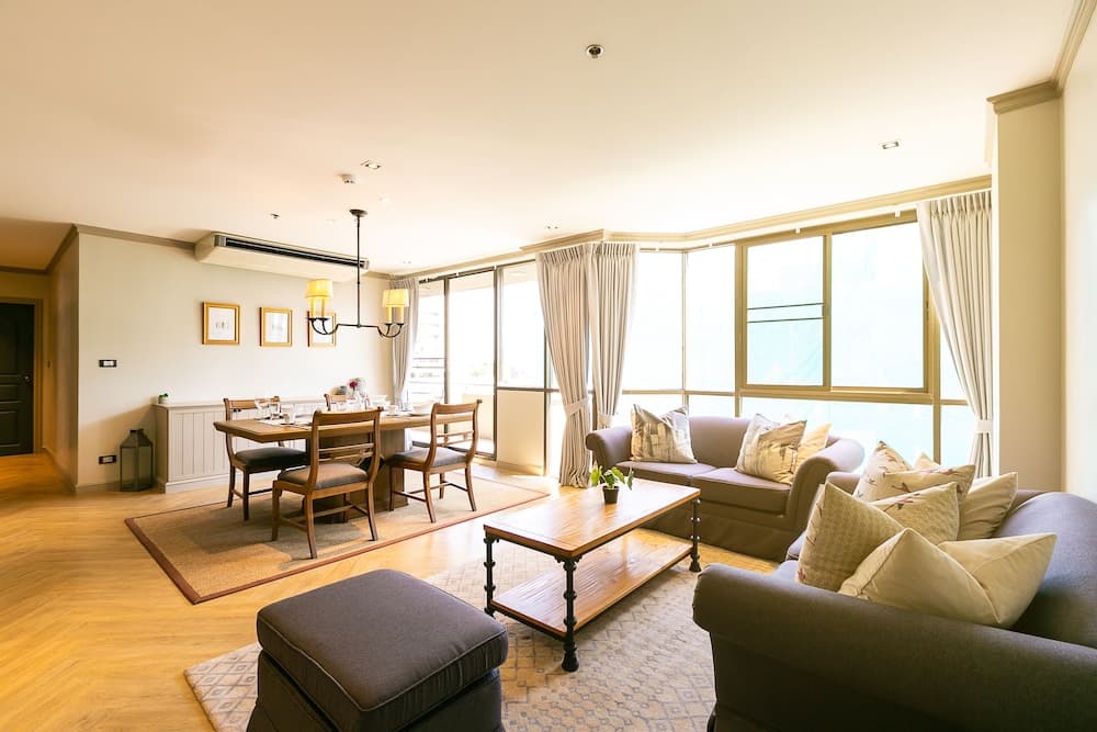 Thea Serviced Apartment by TH District,
