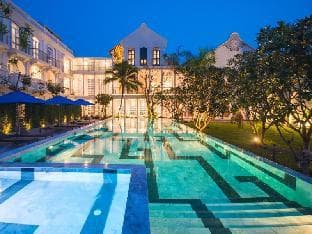 Little Nyonya Hotel