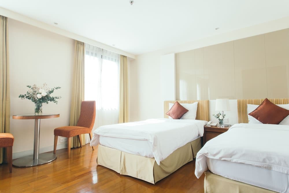Thomson Residence Hotel