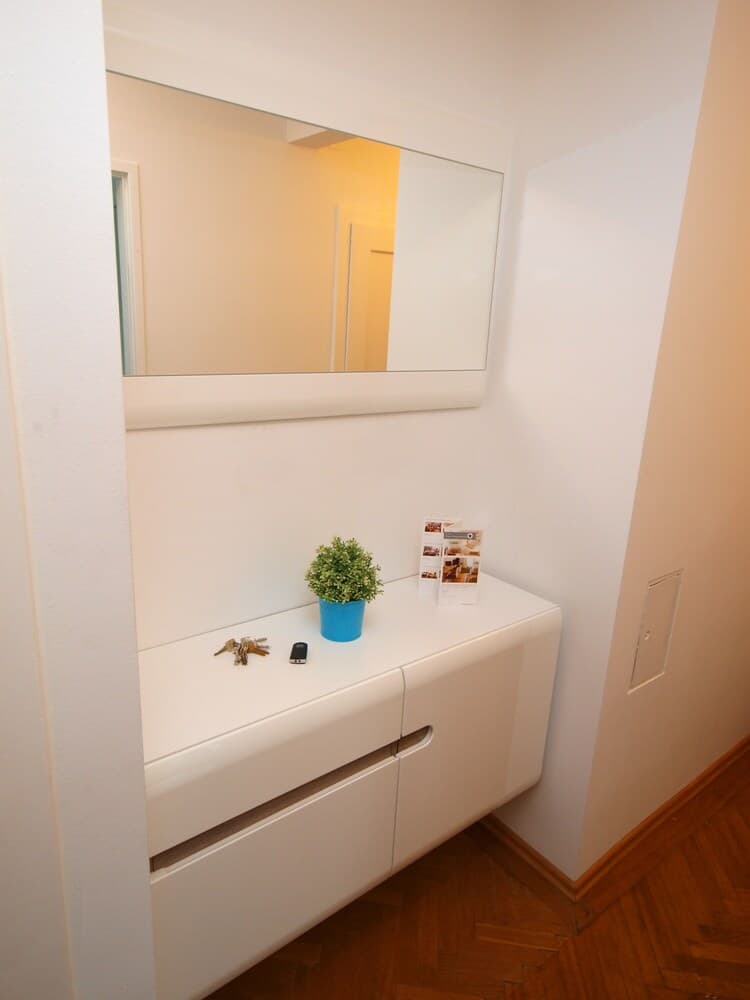 Apartment Kröllgasse I Contactless Check-IN