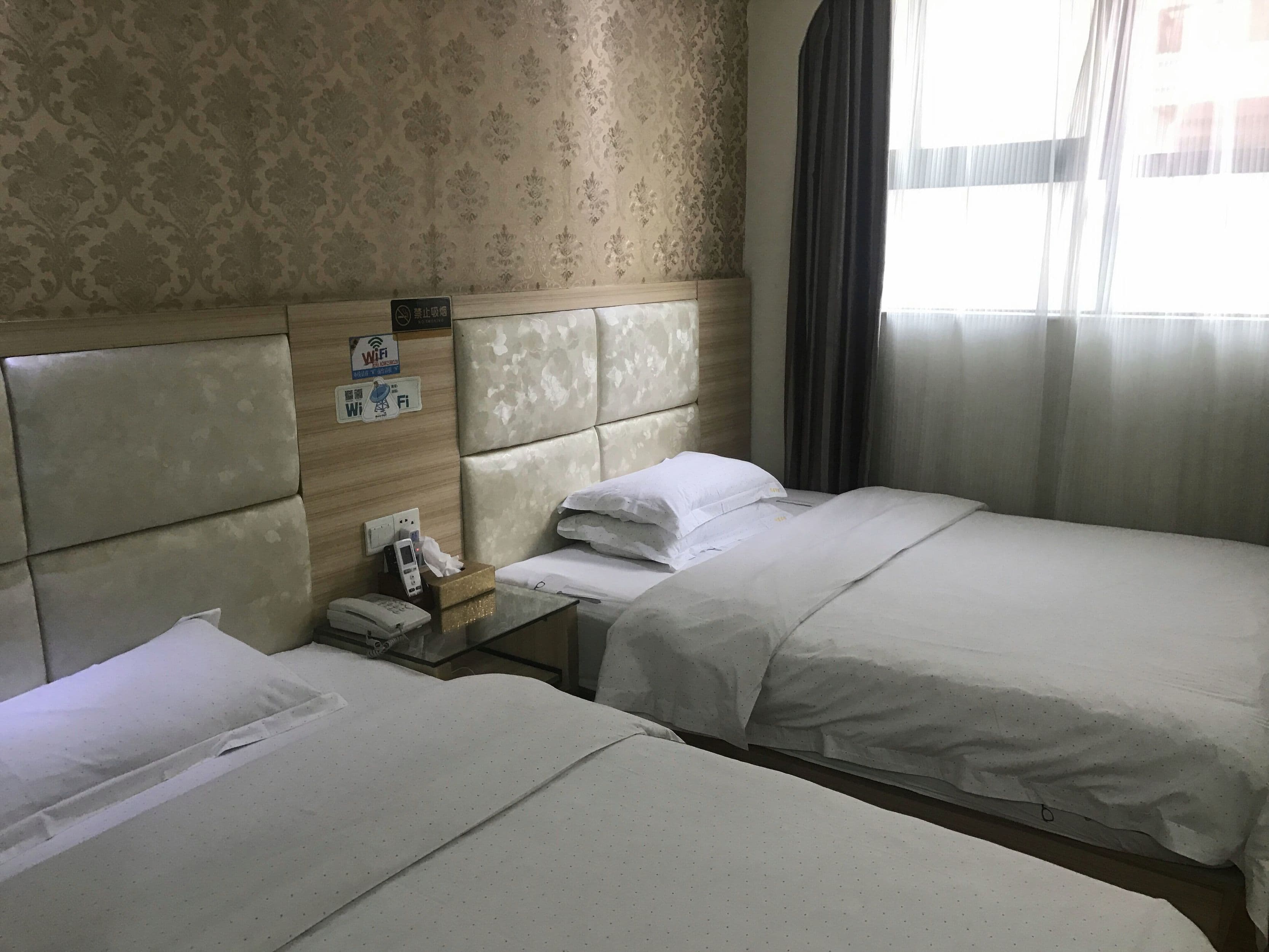 Tongfu Business Hotel