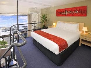 Metro Apartments on Darling Harbour
