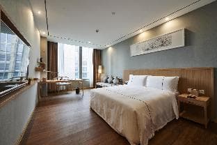Holiday Inn Guangzhou Zhujiang New Town by IHG