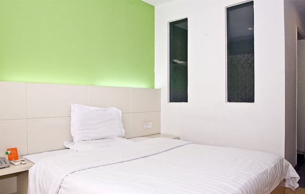 7 Days Inn (Shanghai West Yanan Road Subway Station)