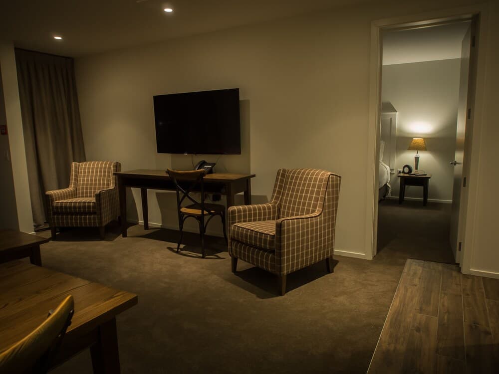 West Meadows Motel